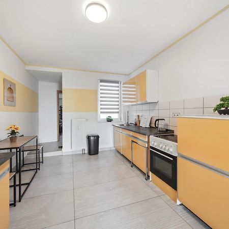 Wohnung Stadtrand, 4 Personen, Nahe Bahnhof Und See Halberstadt Exterior foto